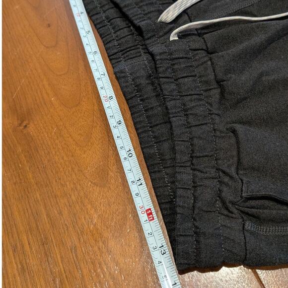 Vuori Performance Drawstring High Rise Heather Jogger Pants in Charcoal, size M - Picture 5 of 7